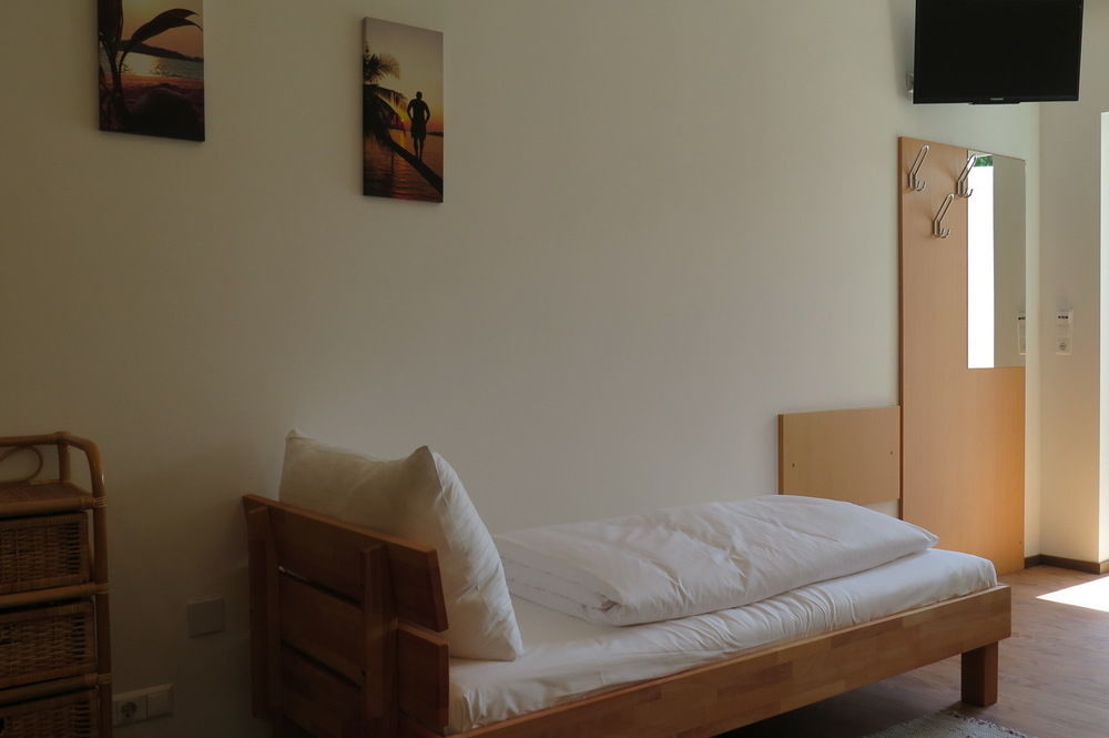 Pension Casa Topolino Βίνερ Νόιστατ Εξωτερικό φωτογραφία